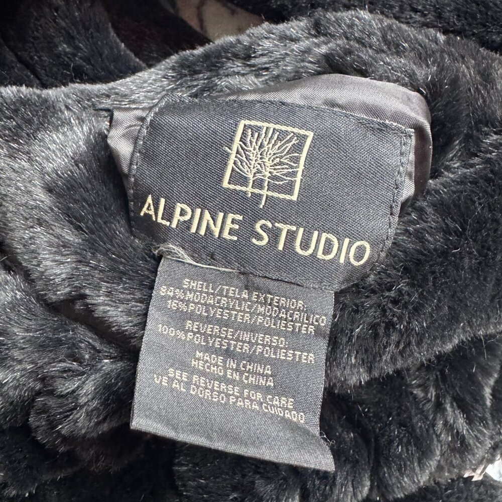 Alpine Studio Faux Fur Black Jacket - size Medium - Picture 4 of 6